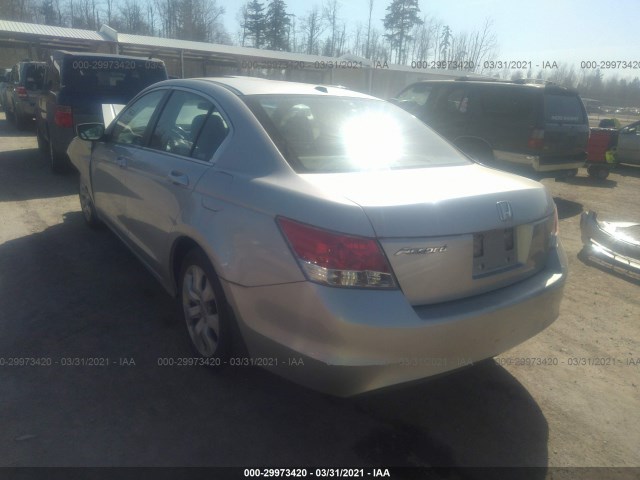 Photo 2 VIN: 1HGCP2F8XAA080938 - HONDA ACCORD SDN 