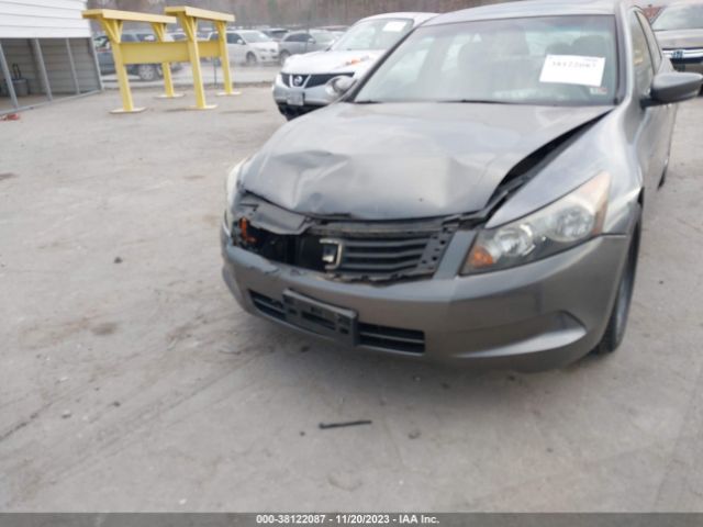 Photo 5 VIN: 1HGCP2F8XAA084388 - HONDA ACCORD 