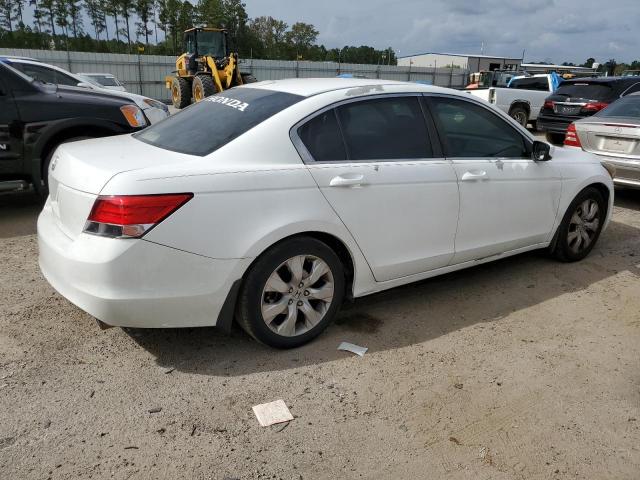 Photo 2 VIN: 1HGCP2F8XAA090692 - HONDA ACCORD 