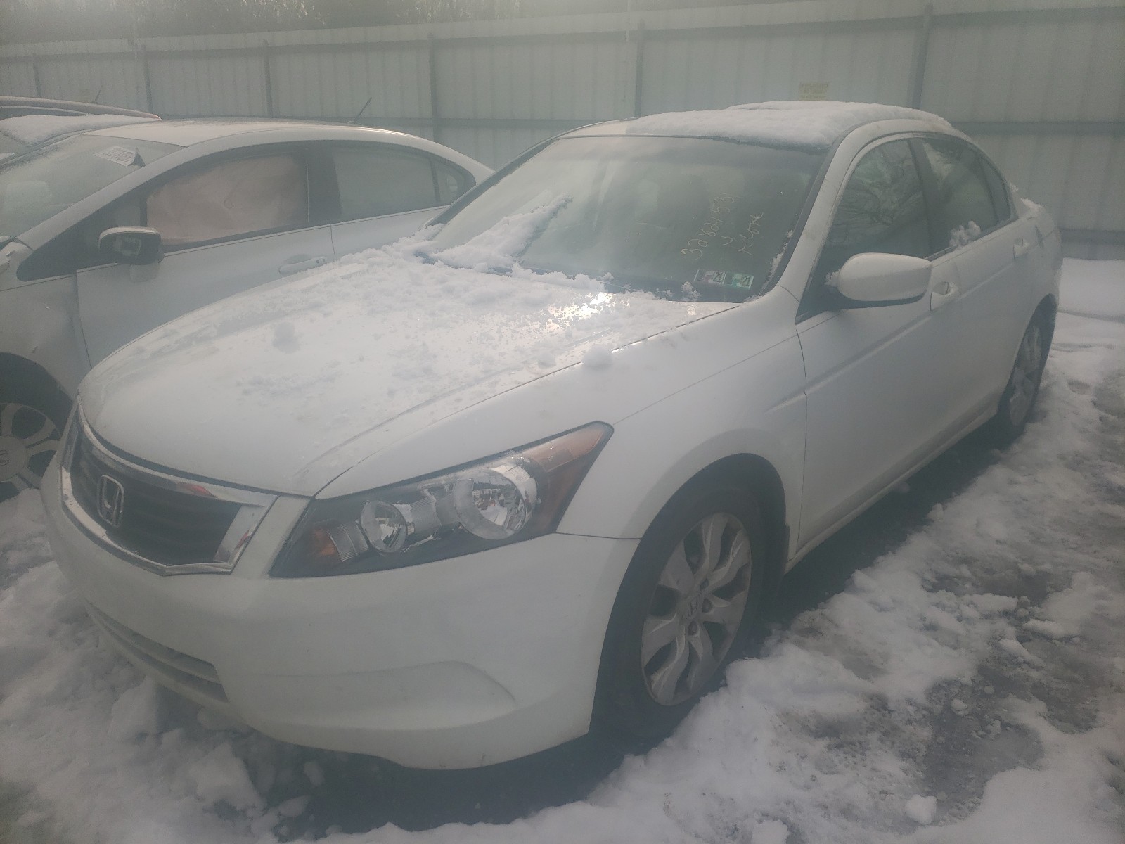 Photo 1 VIN: 1HGCP2F8XAA092667 - HONDA ACCORD EXL 