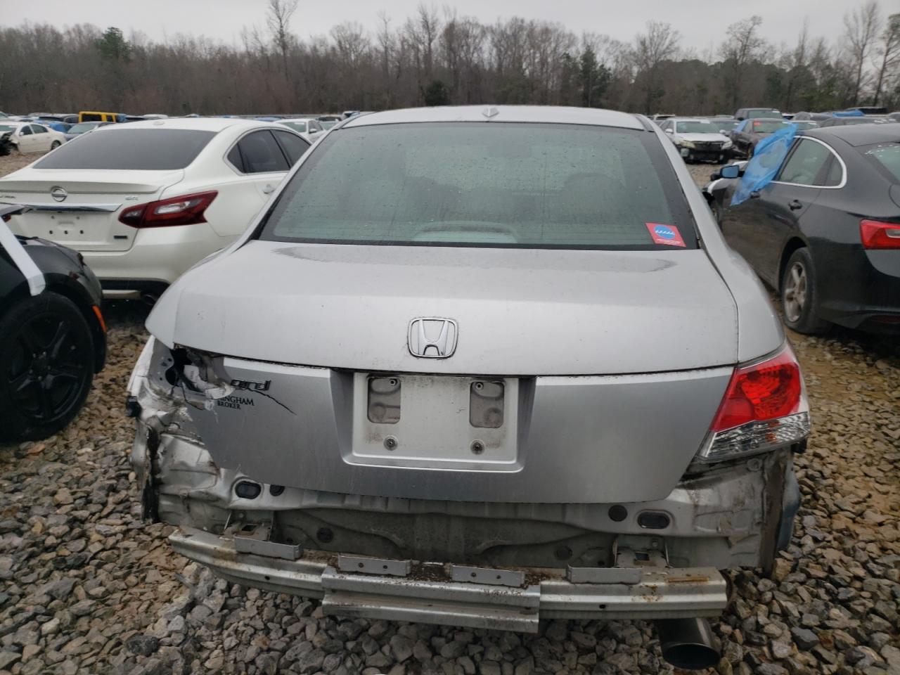 Photo 5 VIN: 1HGCP2F8XAA122587 - HONDA ACCORD 