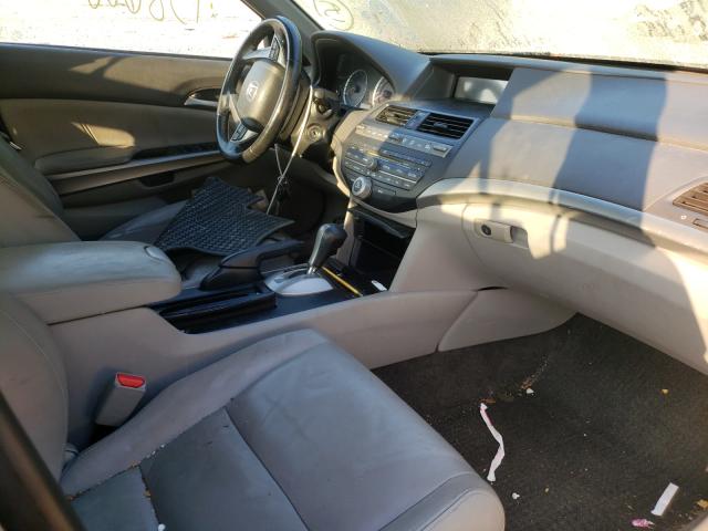 Photo 4 VIN: 1HGCP2F8XAA125568 - HONDA ACCORD EXL 