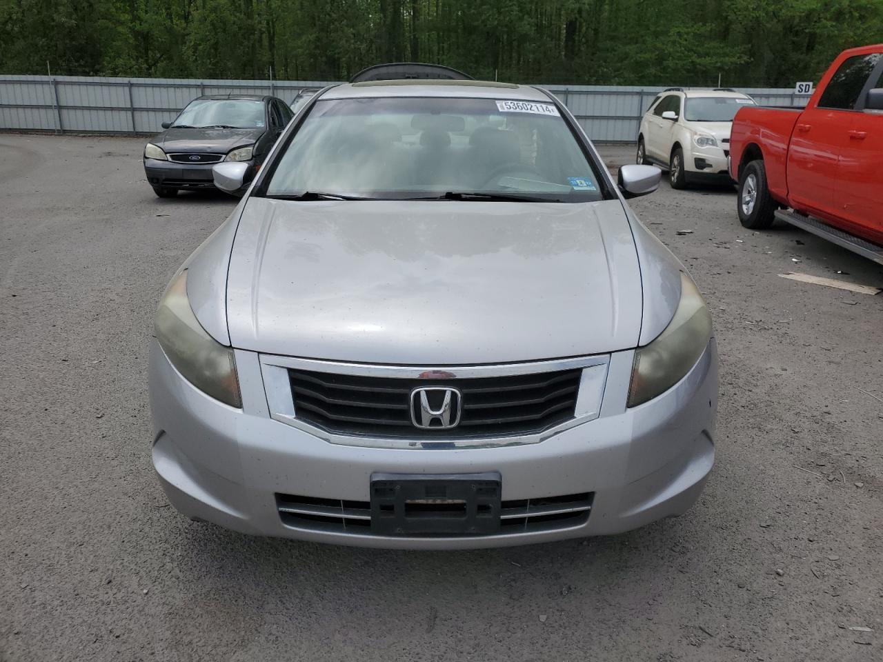 Photo 4 VIN: 1HGCP2F8XAA173507 - HONDA ACCORD 