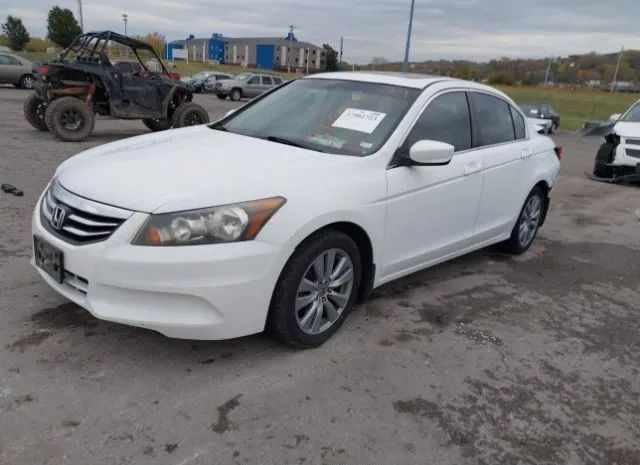 Photo 1 VIN: 1HGCP2F8XBA058651 - HONDA ACCORD 