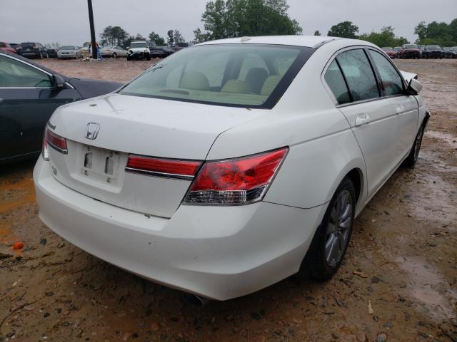 Photo 3 VIN: 1HGCP2F8XBA058665 - HONDA ACCORD EXL 