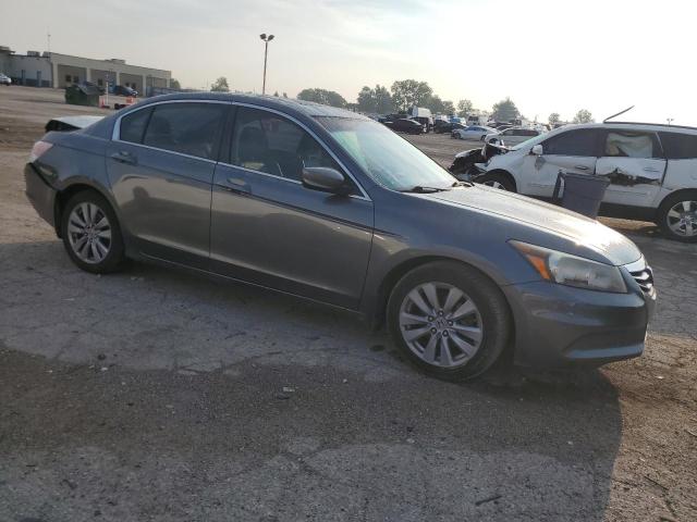 Photo 3 VIN: 1HGCP2F8XBA074574 - HONDA ACCORD EXL 