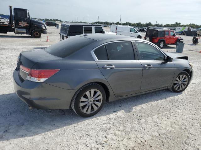 Photo 2 VIN: 1HGCP2F8XBA094646 - HONDA ACCORD EXL 