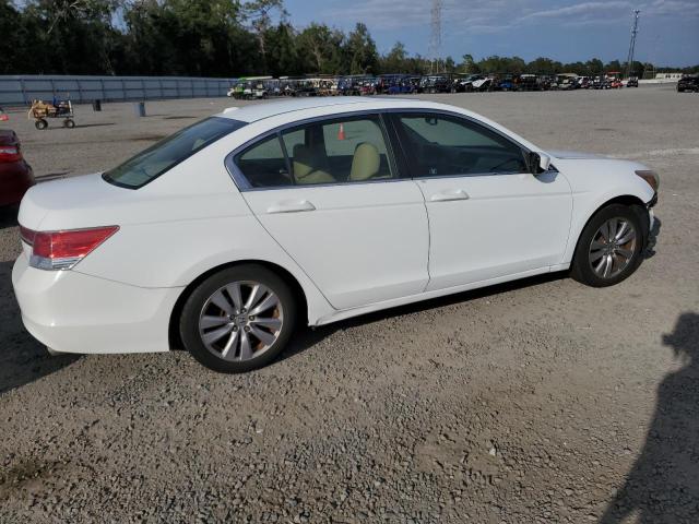 Photo 2 VIN: 1HGCP2F8XBA101269 - HONDA ACCORD EXL 