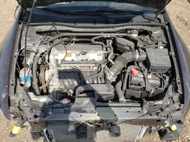 Photo 6 VIN: 1HGCP2F8XBA105919 - HONDA ACCORD 