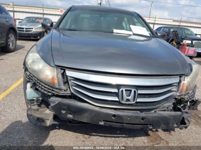 Photo 5 VIN: 1HGCP2F8XCA054410 - HONDA ACCORD 