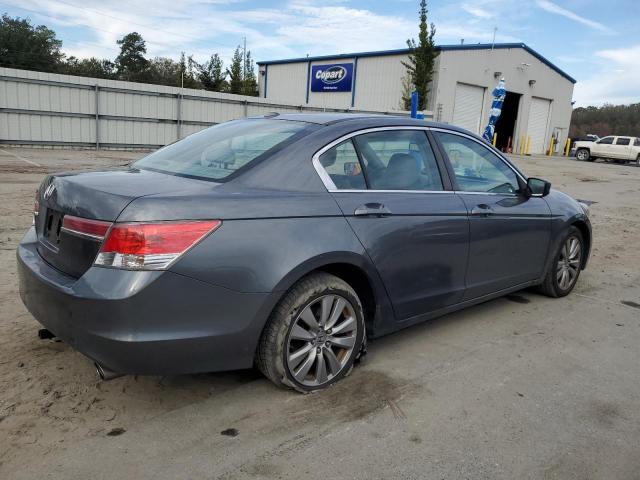 Photo 2 VIN: 1HGCP2F8XCA059977 - HONDA ACCORD 