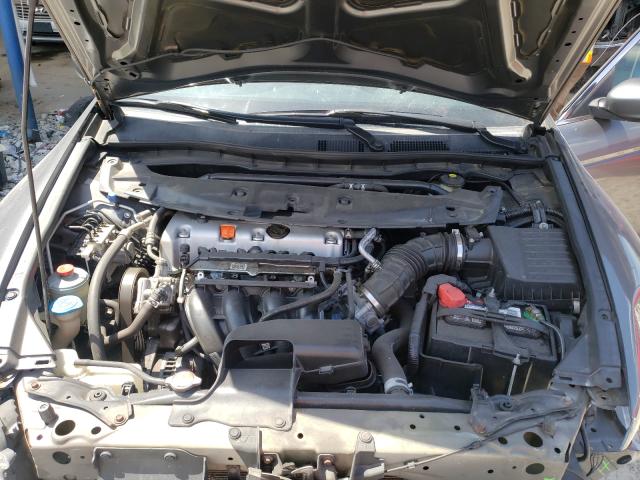 Photo 6 VIN: 1HGCP2F8XCA139408 - HONDA ACCORD 