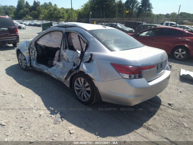 Photo 2 VIN: 1HGCP2F8XCA151641 - HONDA ACCORD SDN 