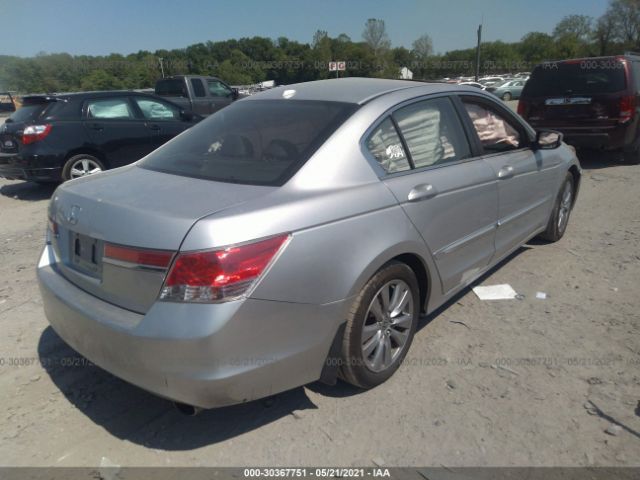 Photo 3 VIN: 1HGCP2F8XCA151641 - HONDA ACCORD SDN 