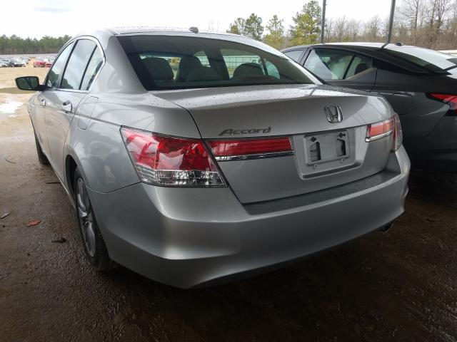 Photo 2 VIN: 1HGCP2F8XCA177236 - HONDA ACCORD EXL 