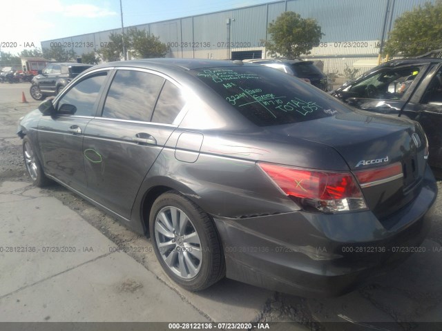 Photo 2 VIN: 1HGCP2F8XCA195509 - HONDA ACCORD SDN 