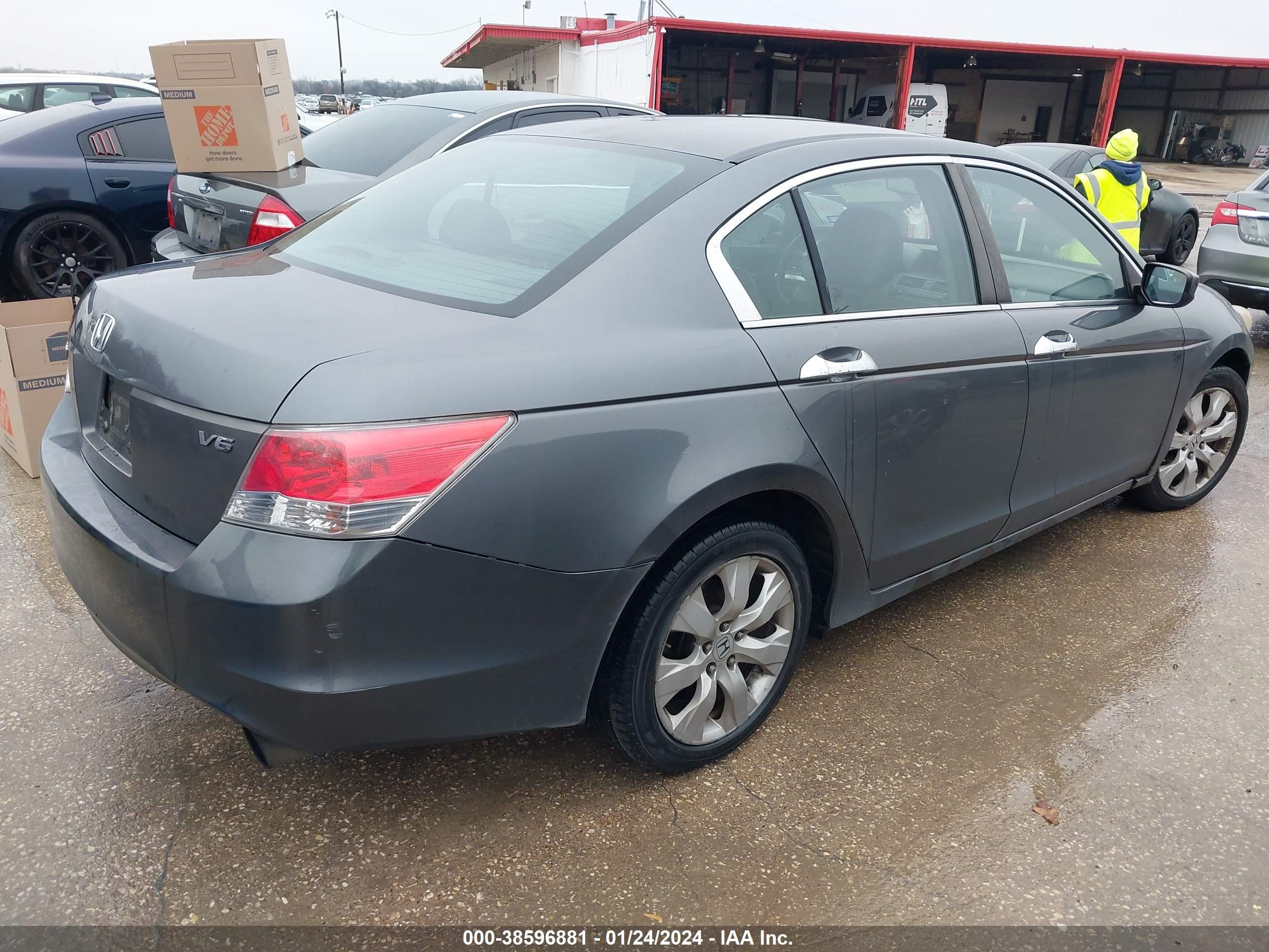 Photo 3 VIN: 1HGCP367X9A039962 - HONDA ACCORD 