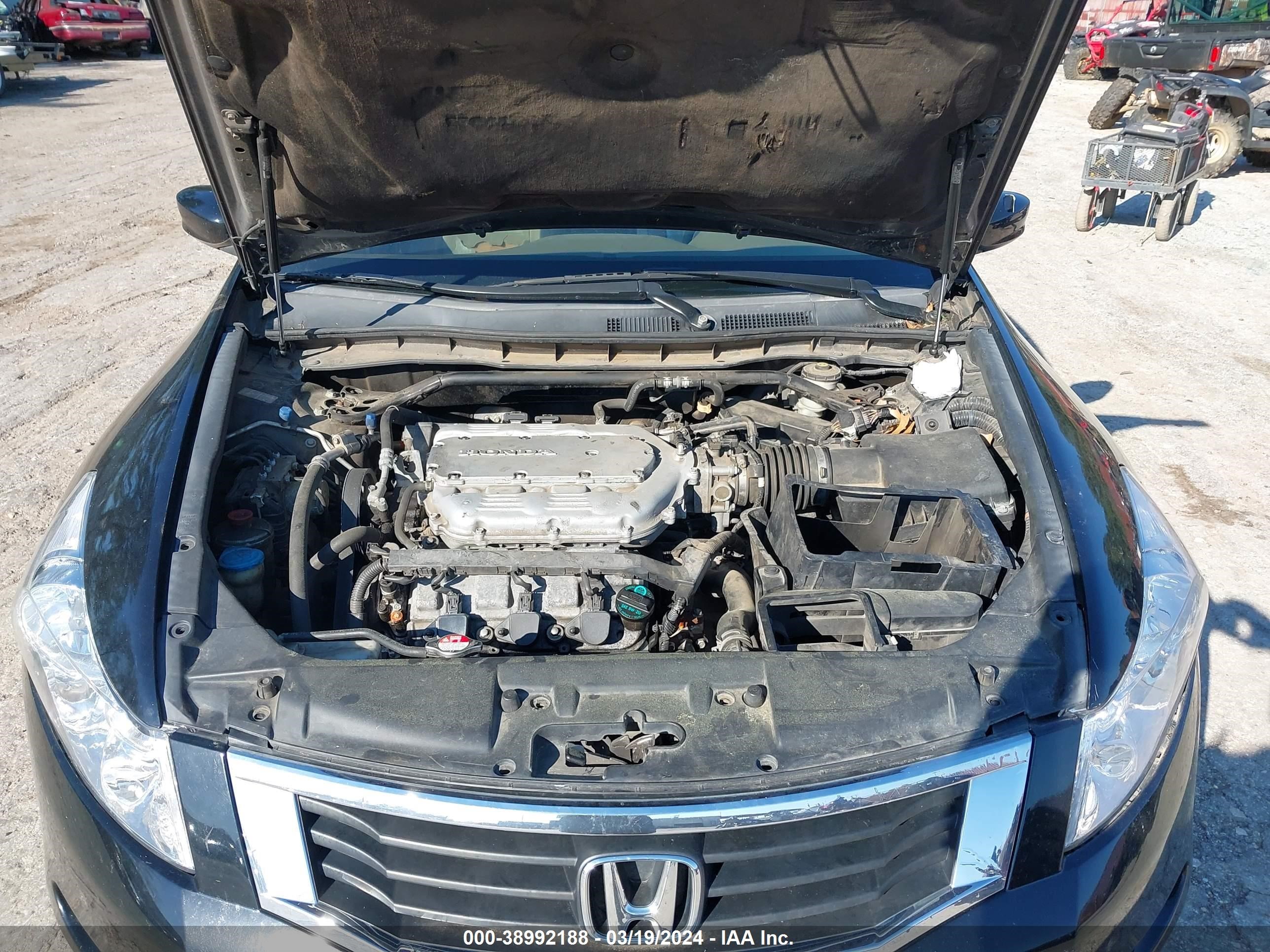 Photo 9 VIN: 1HGCP36808A031487 - HONDA ACCORD 