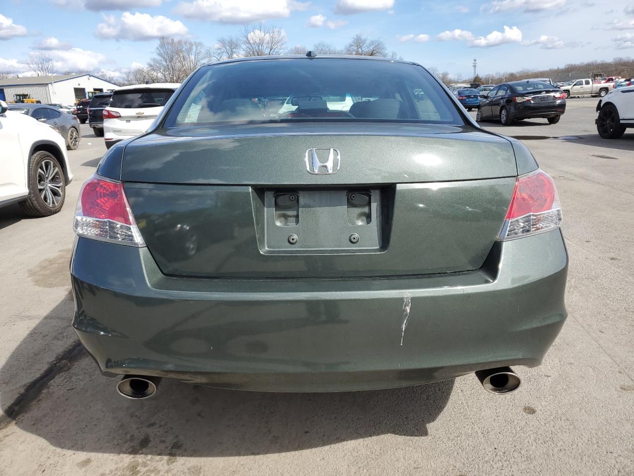 Photo 5 VIN: 1HGCP36808A075960 - HONDA ACCORD 