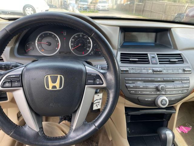 Photo 8 VIN: 1HGCP36808A081399 - HONDA ACCORD 