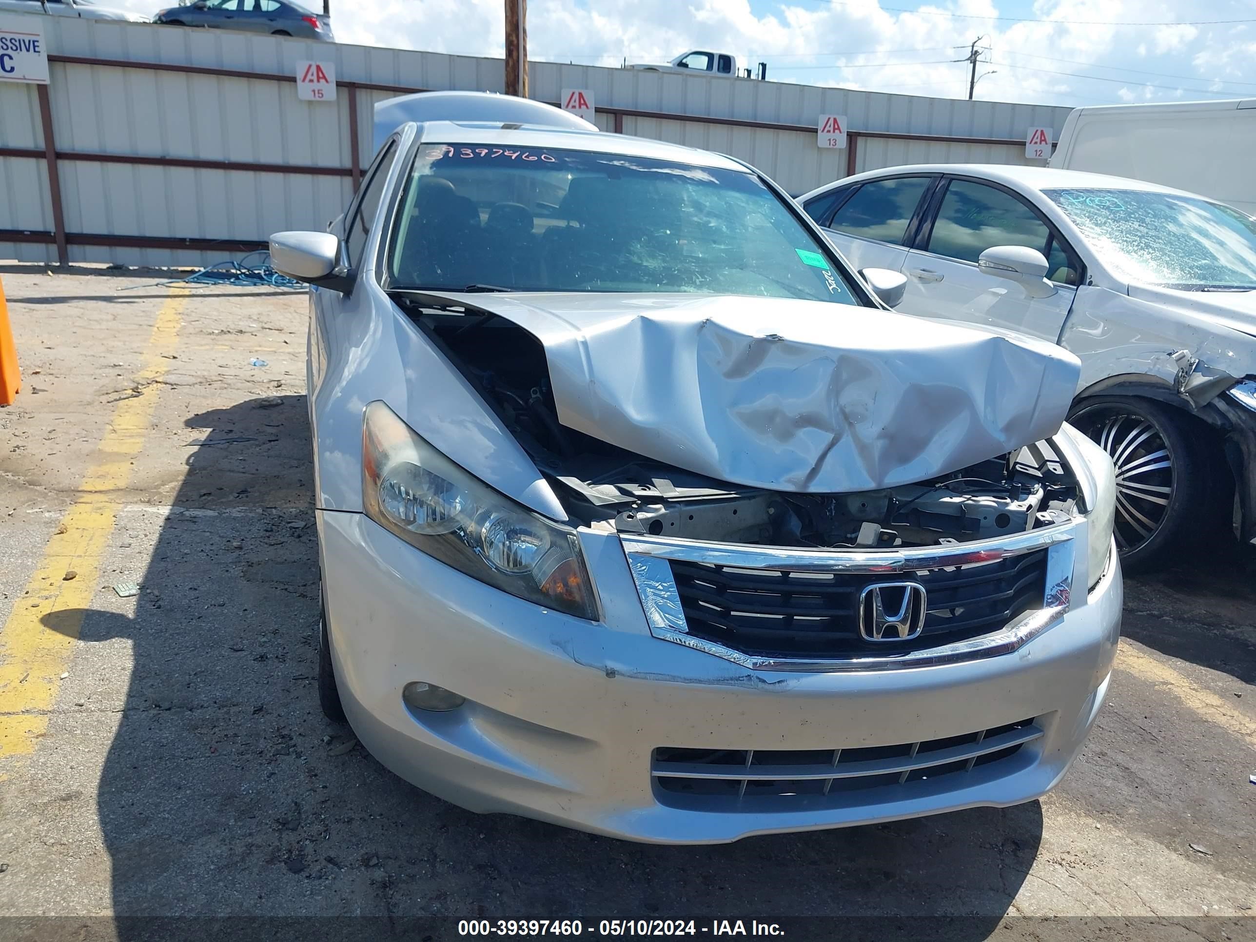 Photo 5 VIN: 1HGCP36809A008129 - HONDA ACCORD 