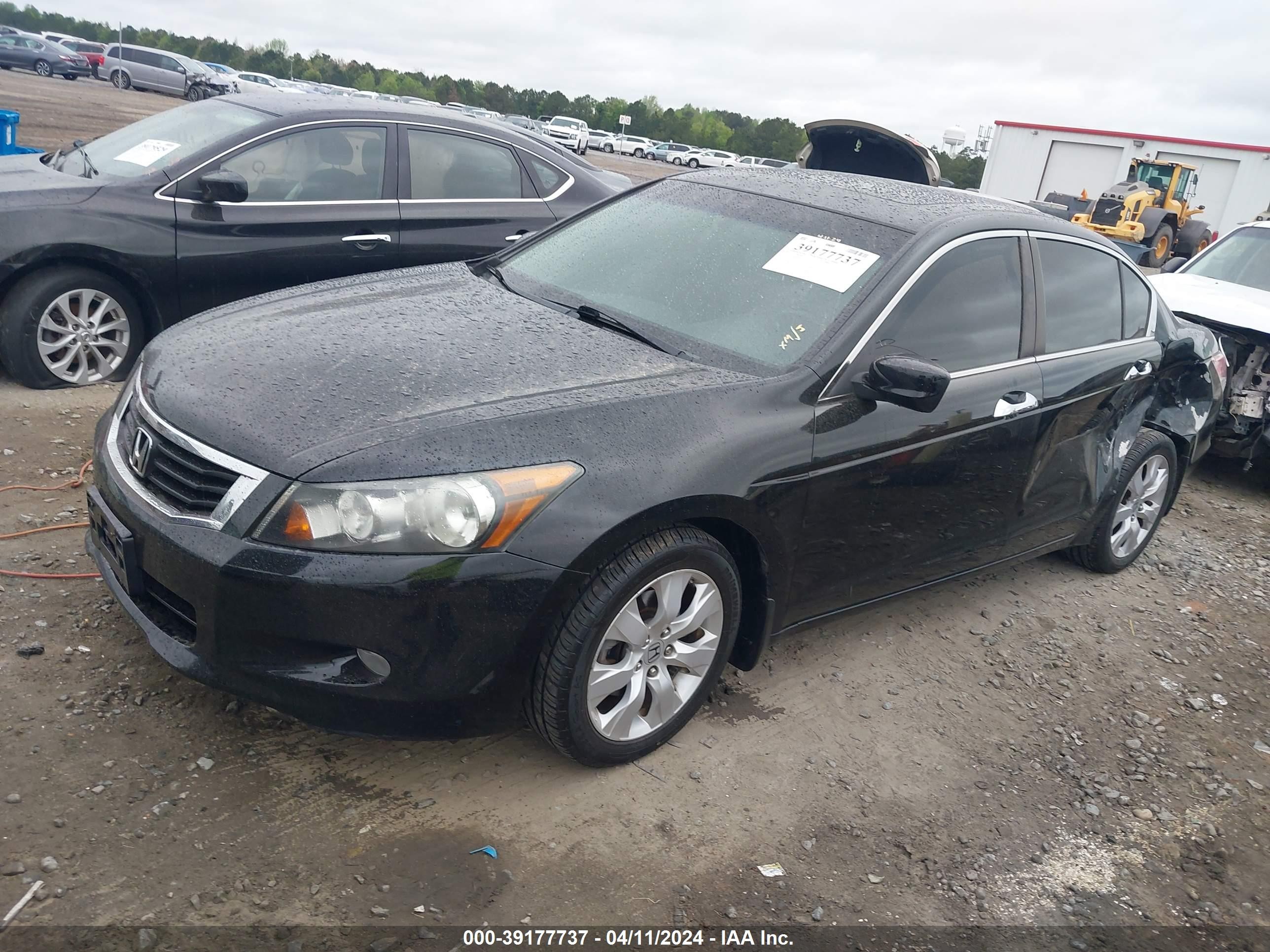 Photo 1 VIN: 1HGCP36809A012083 - HONDA ACCORD 