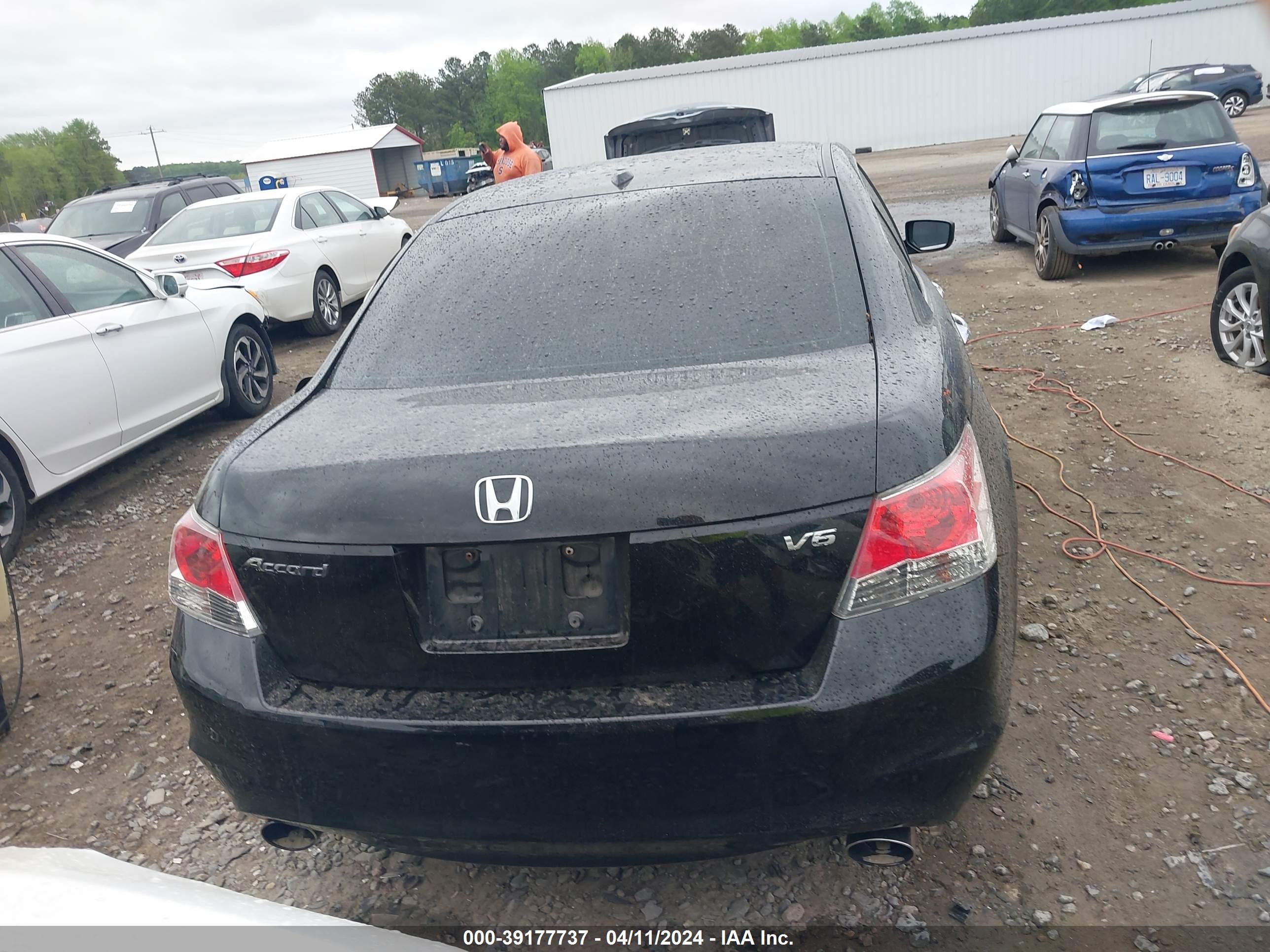 Photo 15 VIN: 1HGCP36809A012083 - HONDA ACCORD 