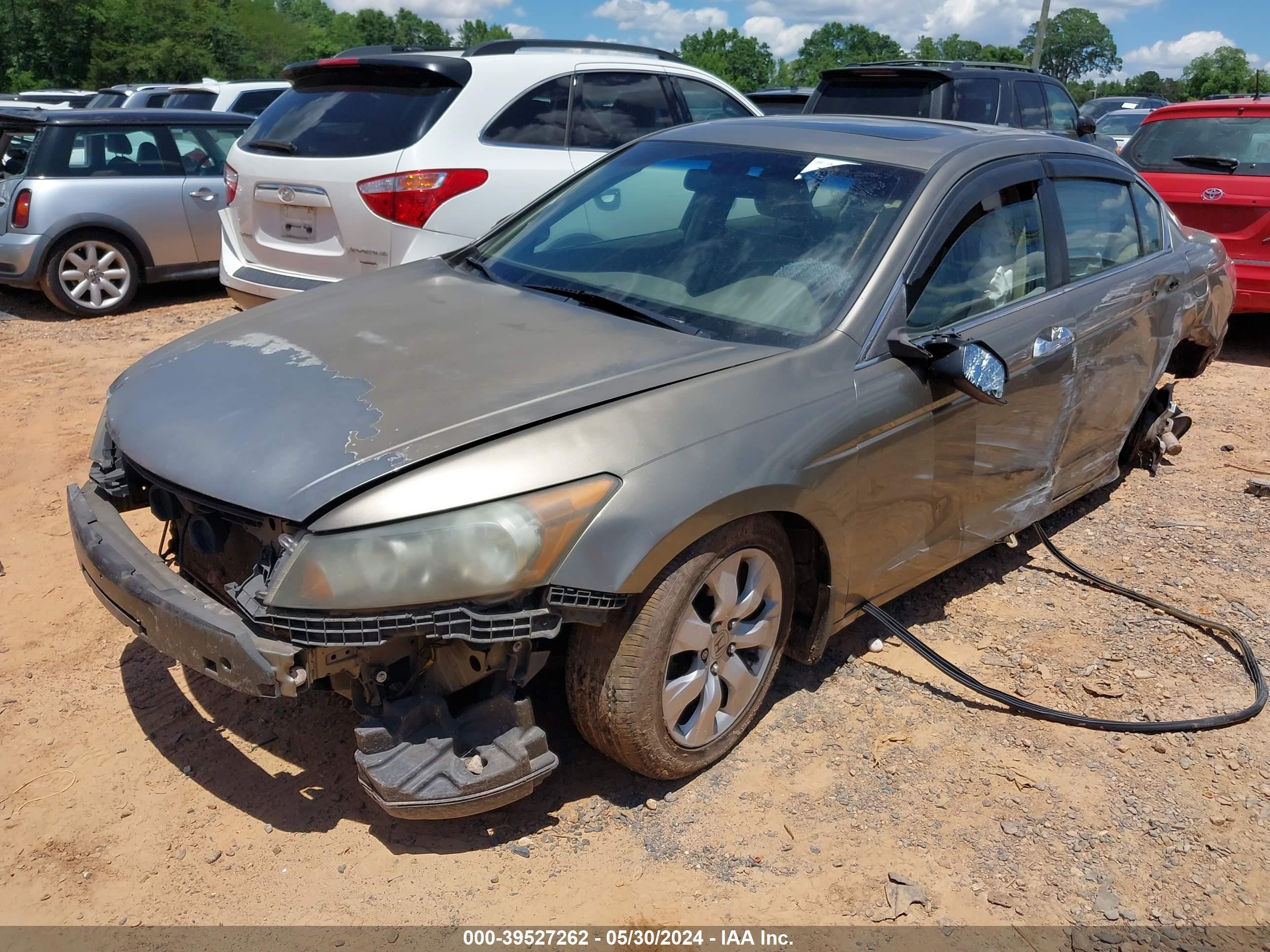 Photo 1 VIN: 1HGCP36809A018014 - HONDA ACCORD 