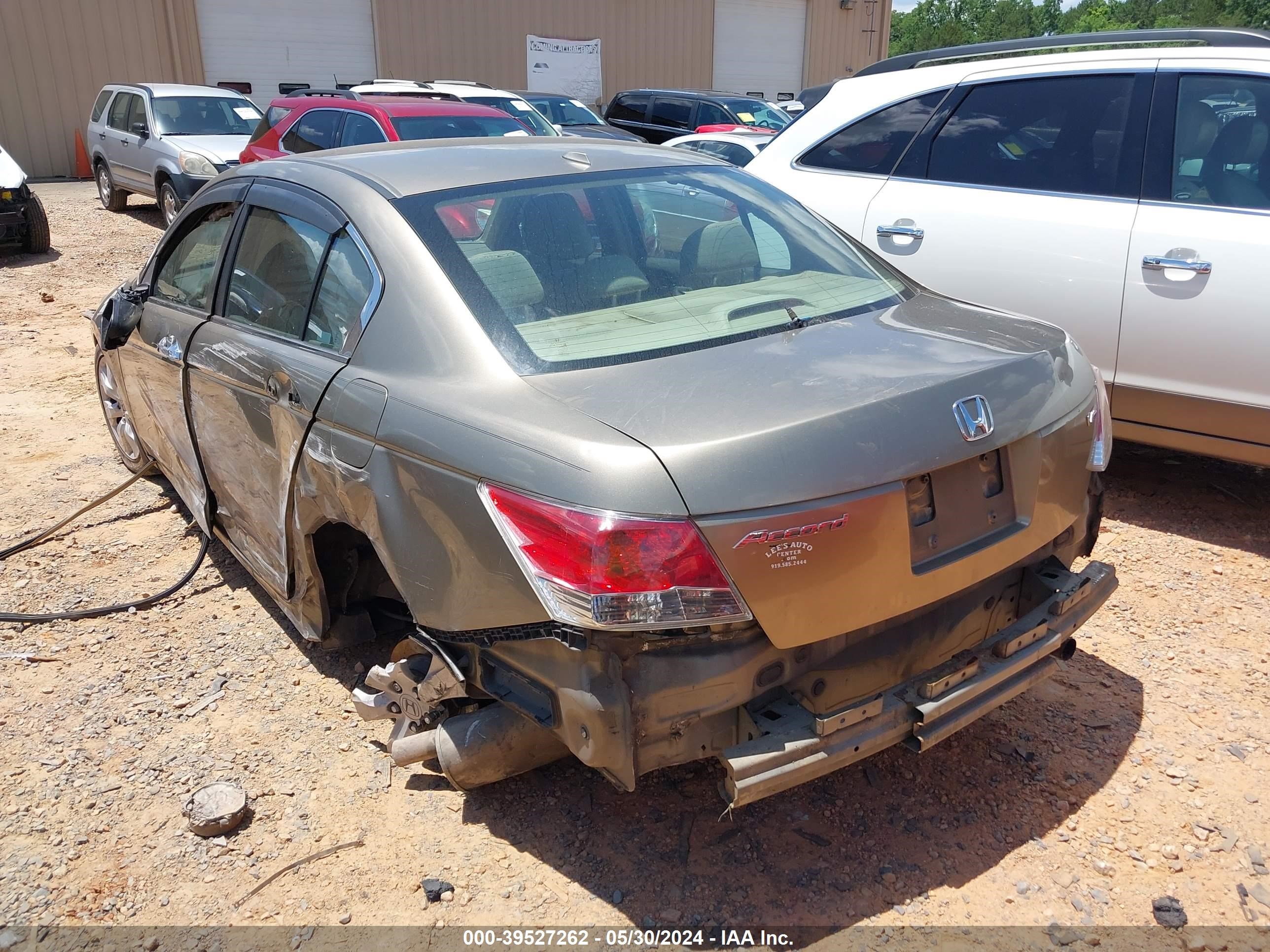 Photo 2 VIN: 1HGCP36809A018014 - HONDA ACCORD 