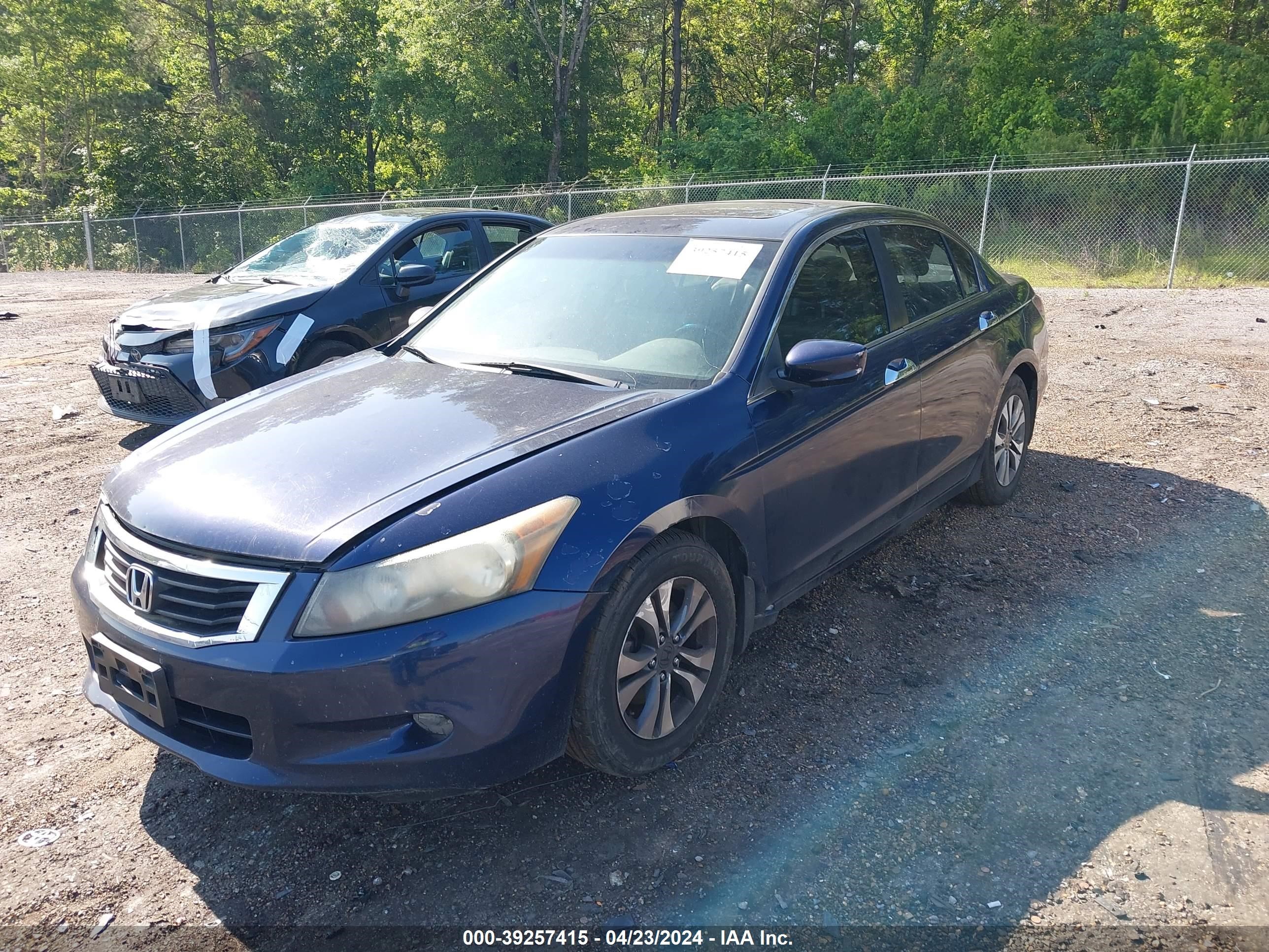 Photo 1 VIN: 1HGCP36809A039848 - HONDA ACCORD 