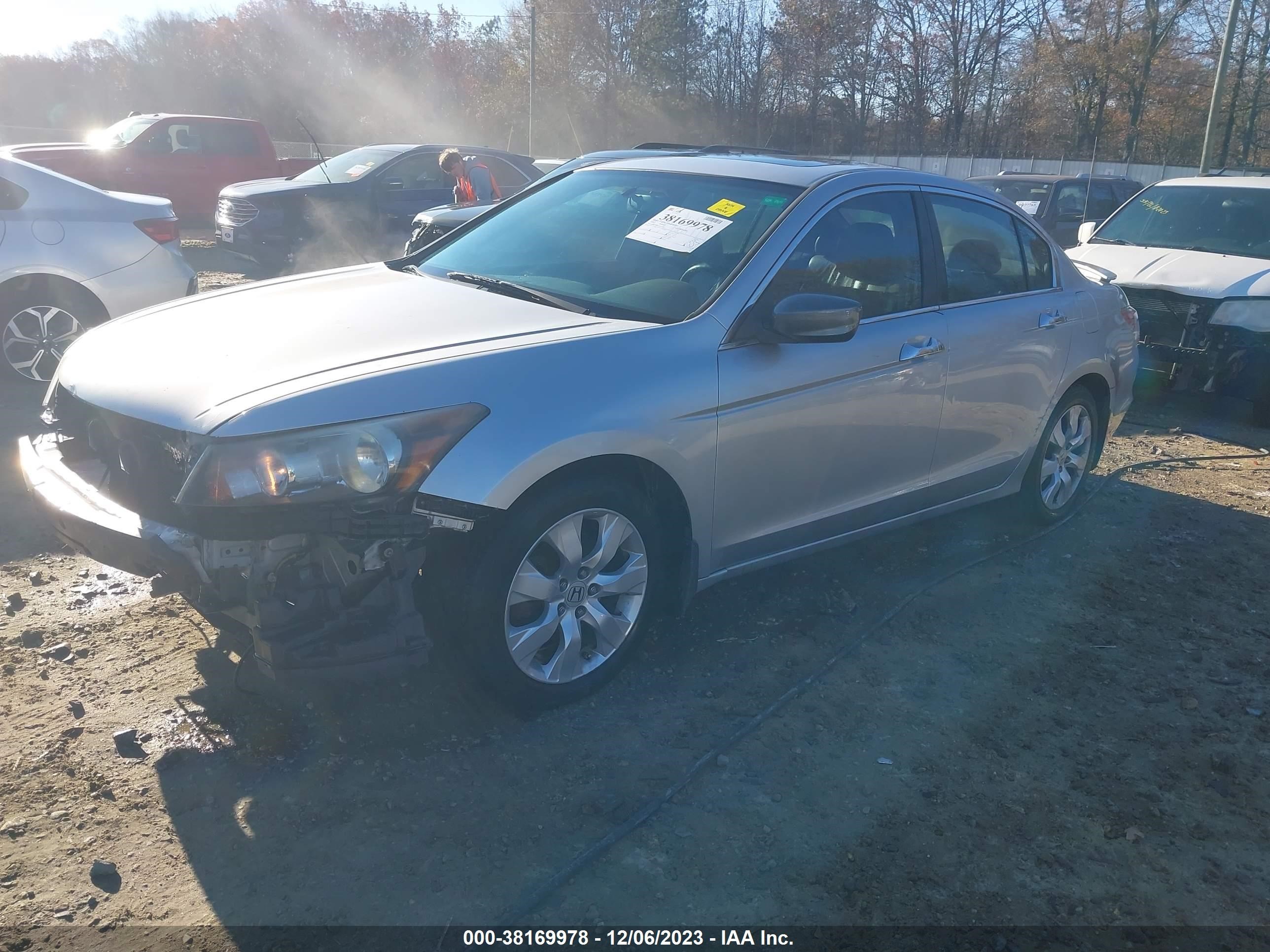 Photo 1 VIN: 1HGCP36819A021925 - HONDA ACCORD 