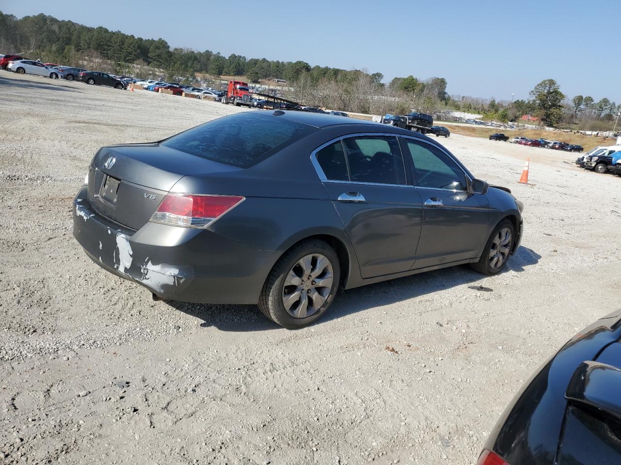 Photo 2 VIN: 1HGCP36828A034388 - HONDA ACCORD 