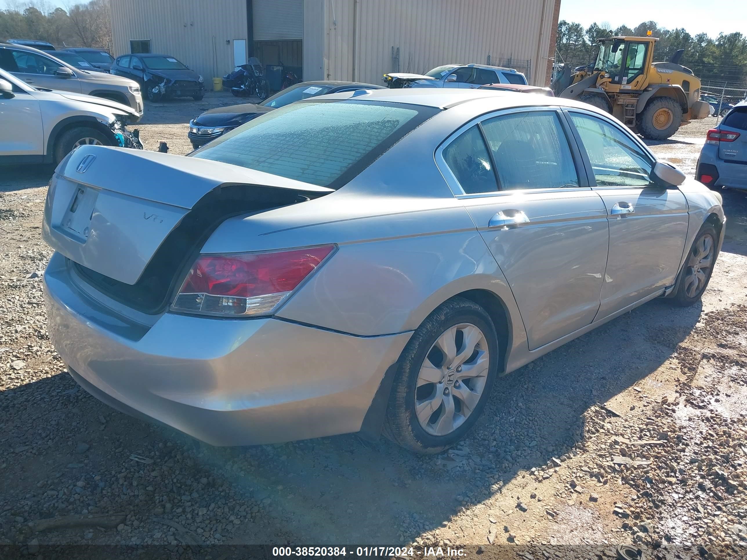 Photo 3 VIN: 1HGCP36828A064863 - HONDA ACCORD 