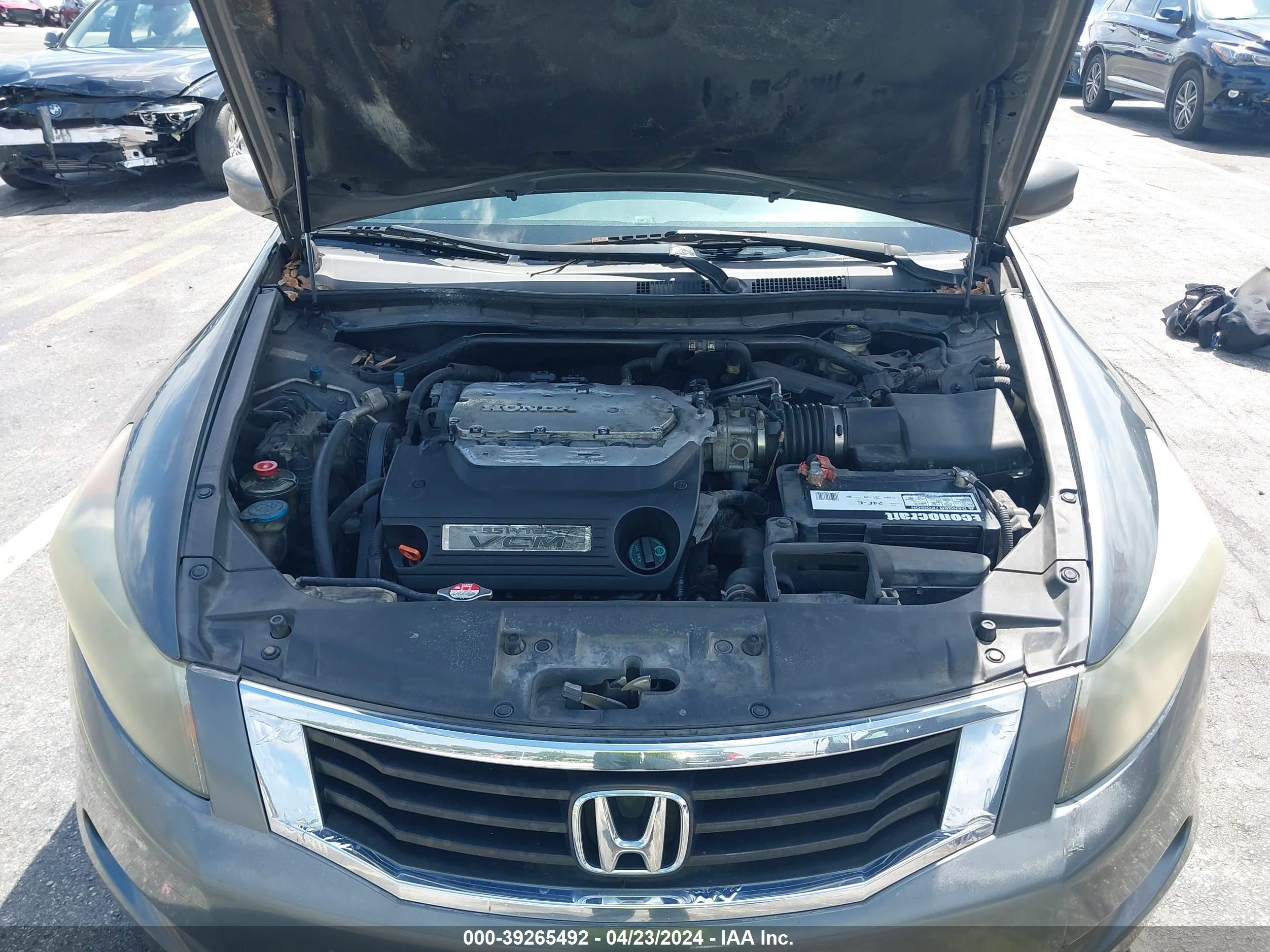 Photo 9 VIN: 1HGCP36838A009208 - HONDA ACCORD 