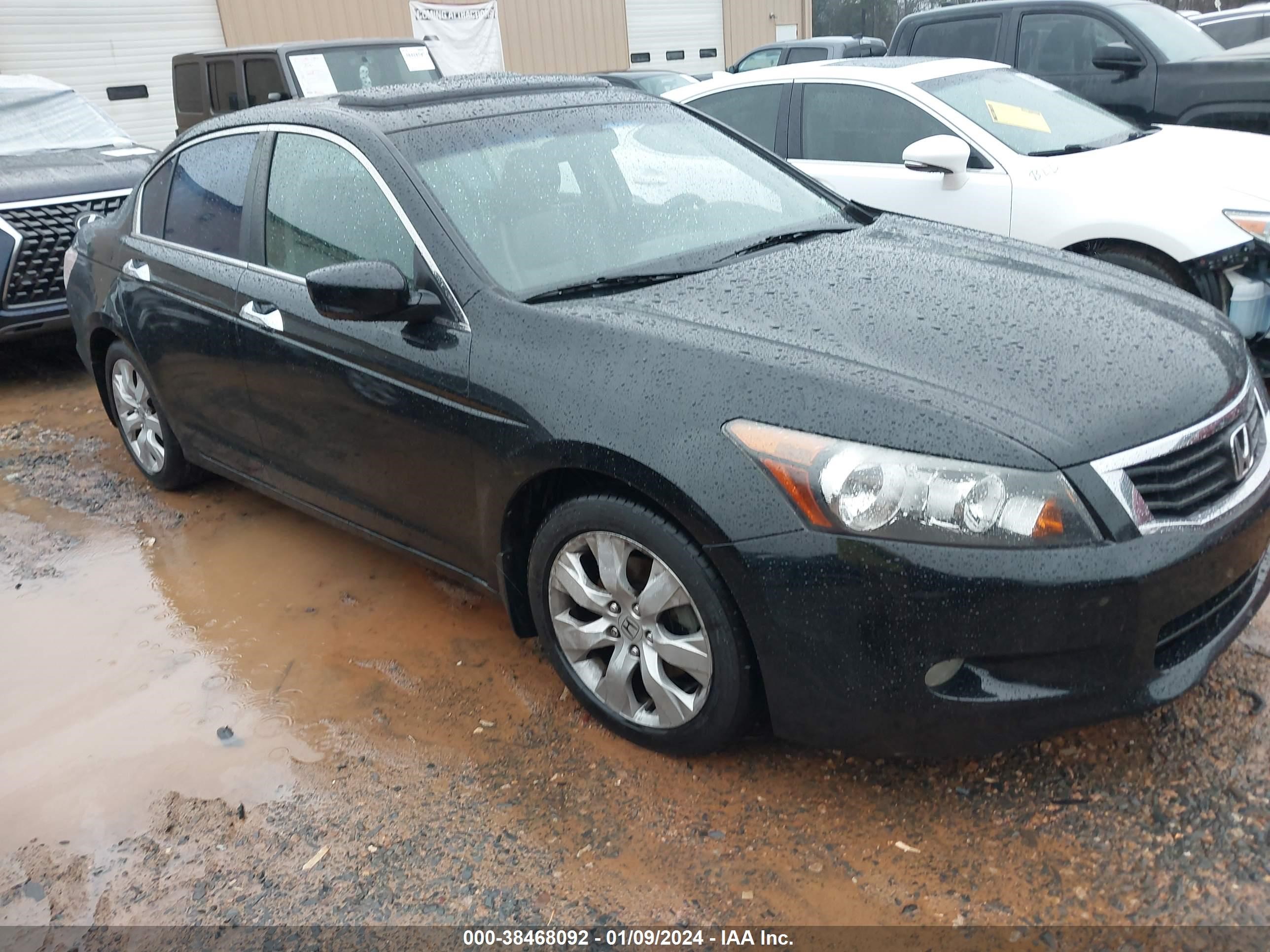 Photo 0 VIN: 1HGCP36838A018653 - HONDA ACCORD 