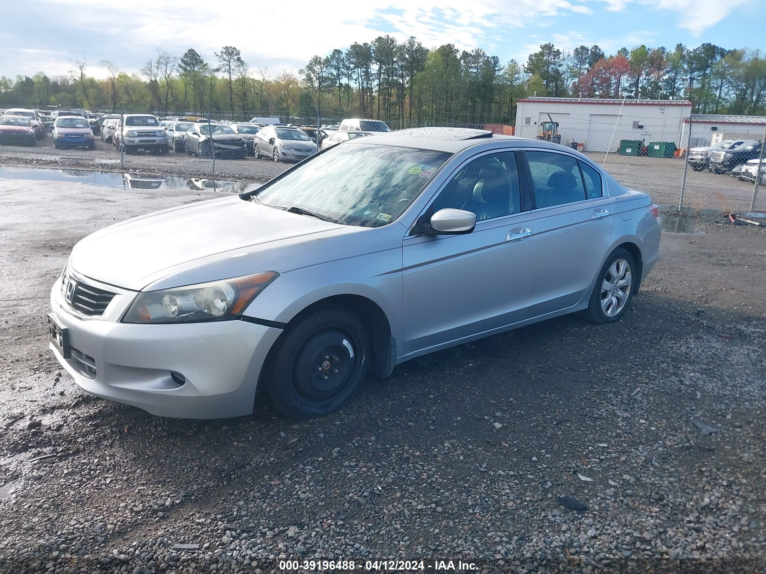 Photo 1 VIN: 1HGCP36848A006897 - HONDA ACCORD 