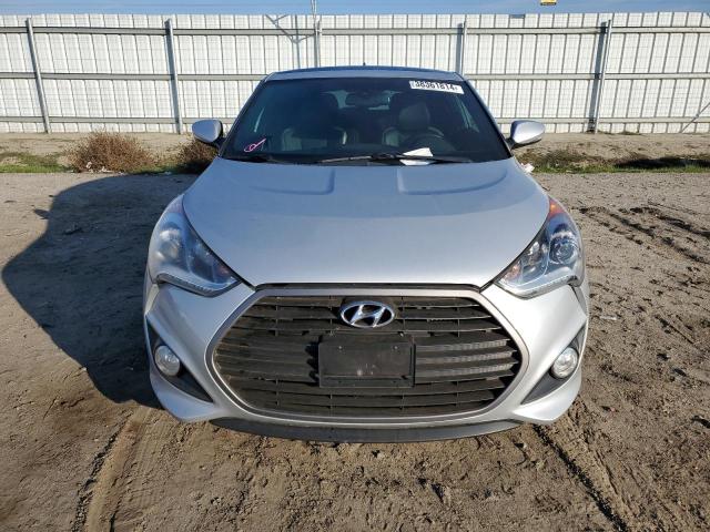 Photo 4 VIN: 1HGCP36848A015101 - HYUNDAI VELOSTER 