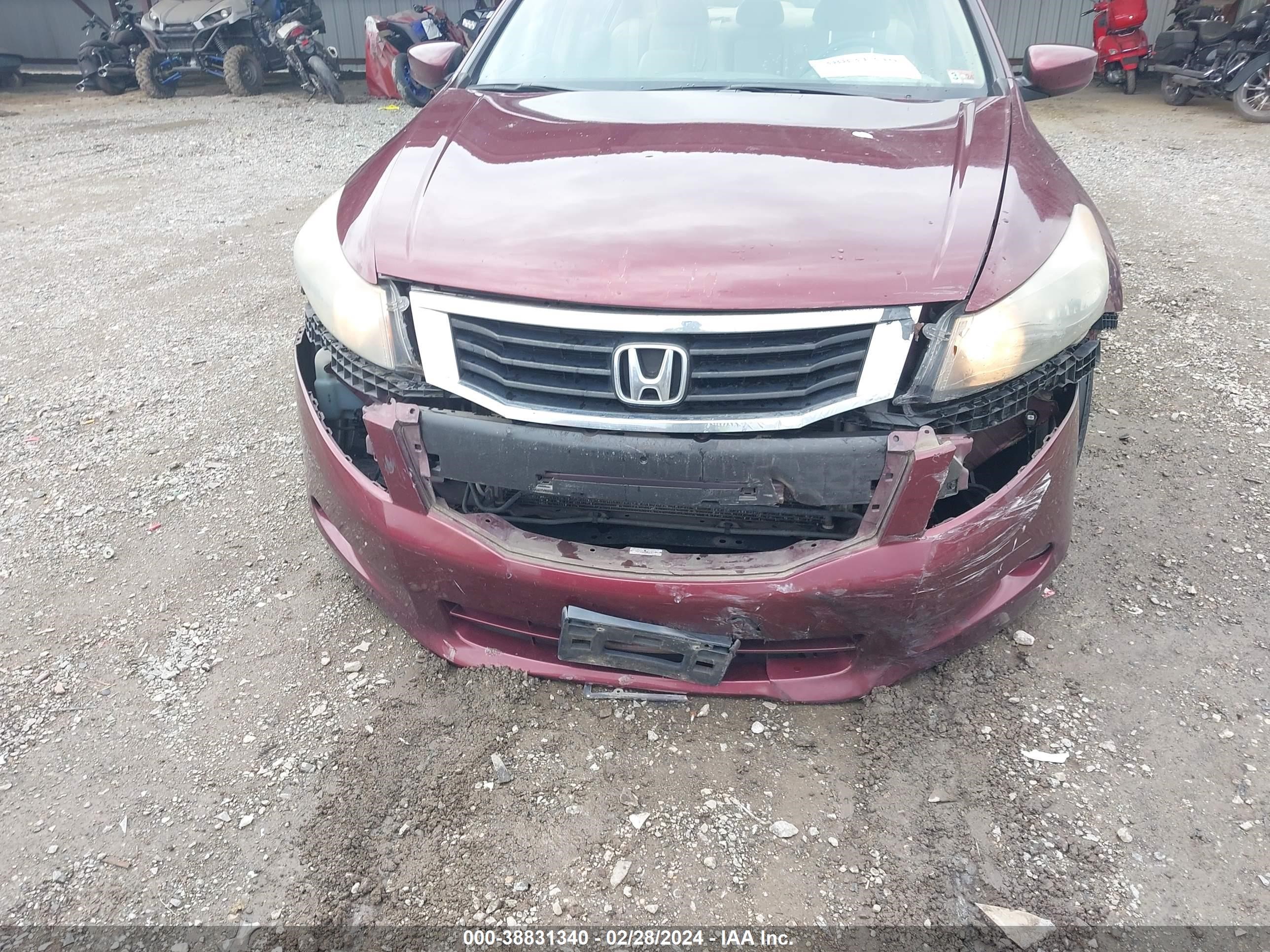 Photo 5 VIN: 1HGCP36848A043948 - HONDA ACCORD 