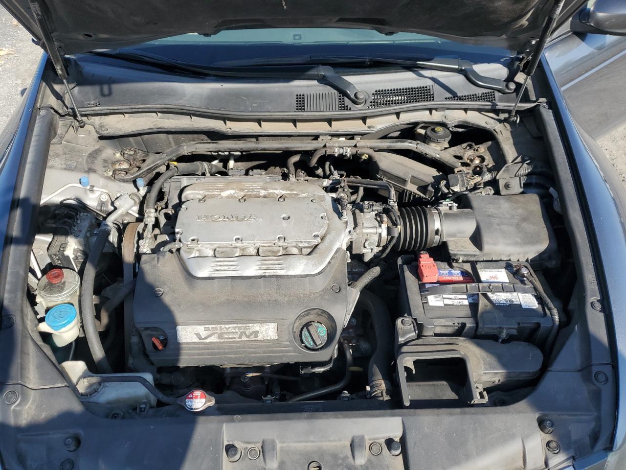 Photo 10 VIN: 1HGCP36848A064668 - HONDA ACCORD 