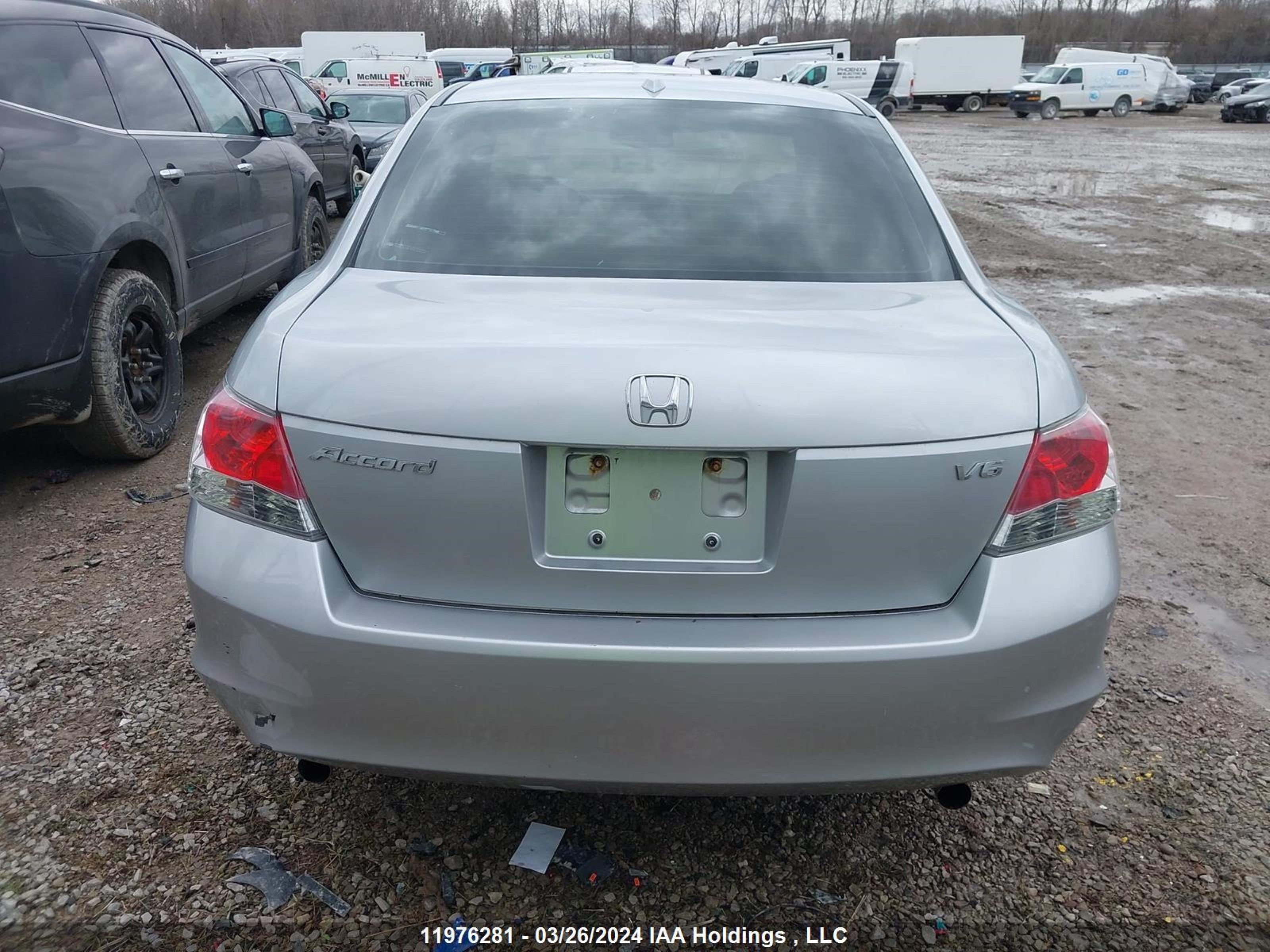 Photo 15 VIN: 1HGCP36848A801853 - HONDA ACCORD 