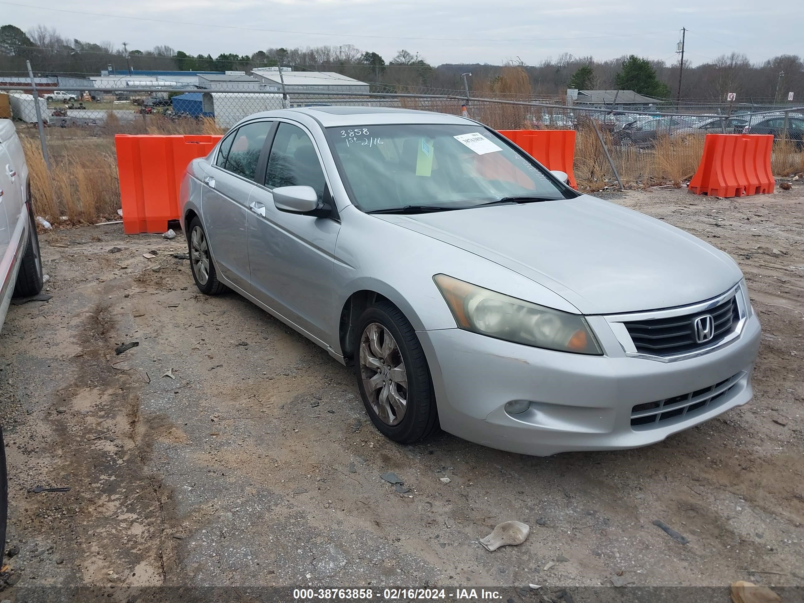 Photo 0 VIN: 1HGCP36849A028027 - HONDA ACCORD 