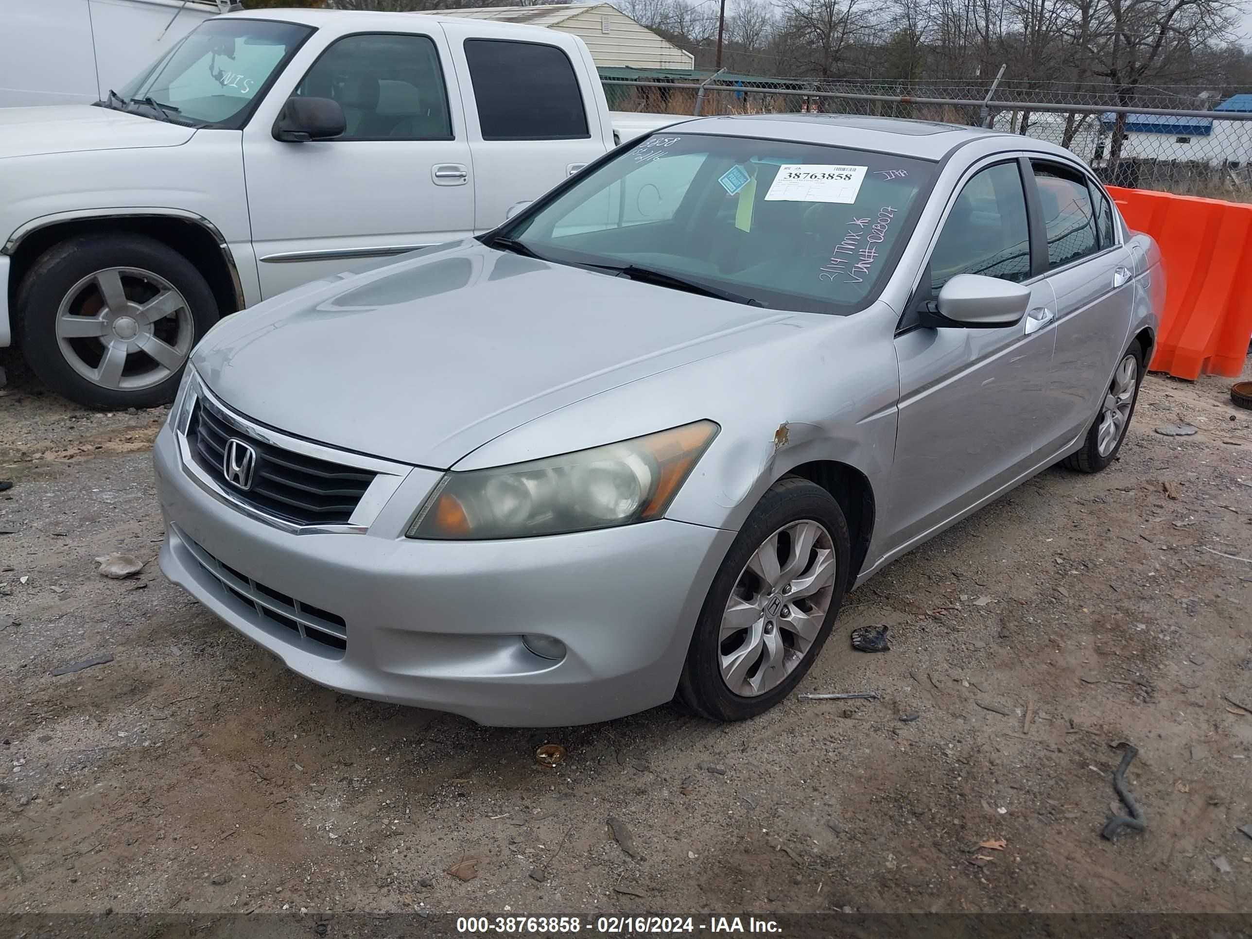 Photo 1 VIN: 1HGCP36849A028027 - HONDA ACCORD 