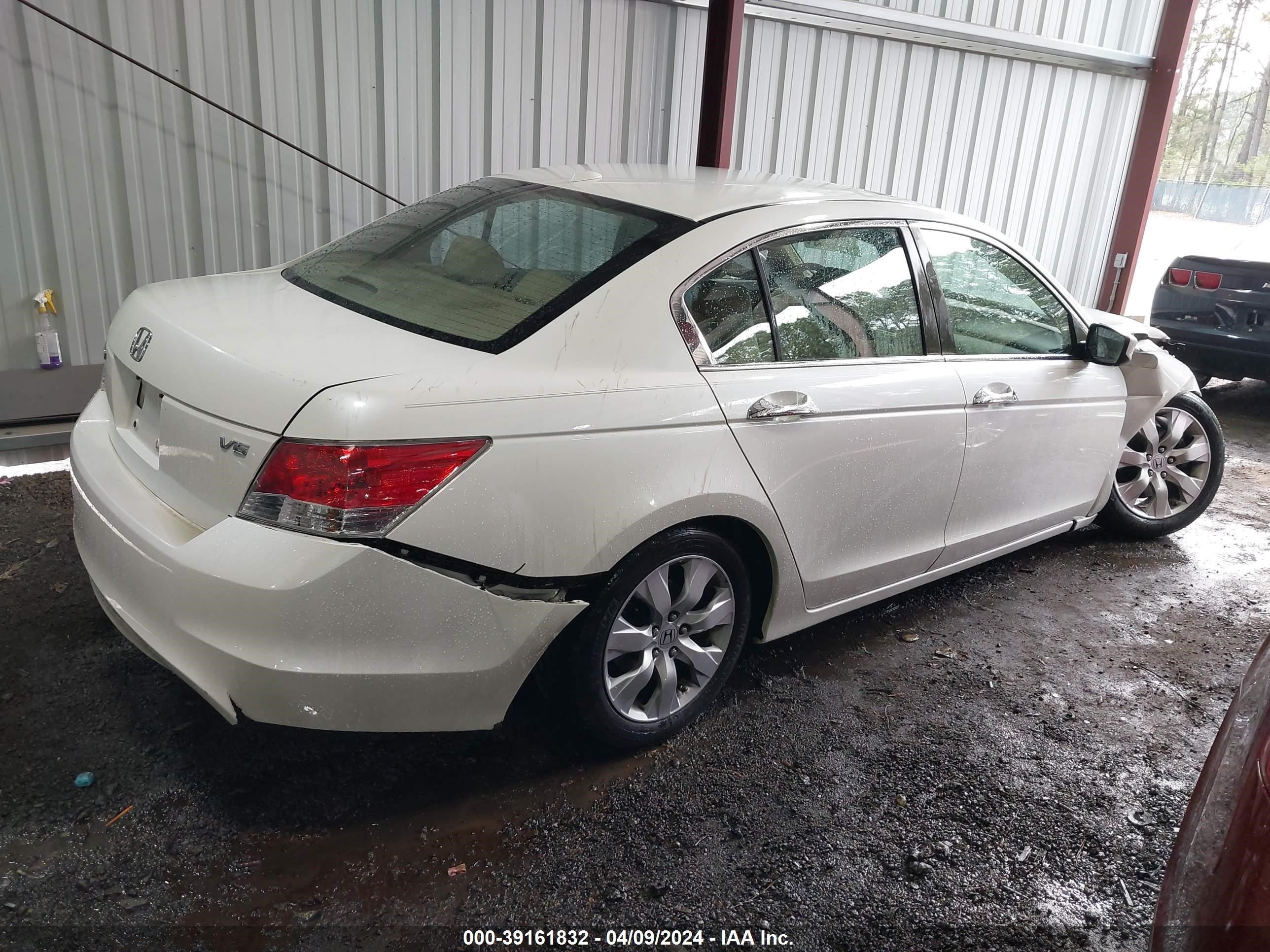 Photo 3 VIN: 1HGCP36849A034488 - HONDA ACCORD 