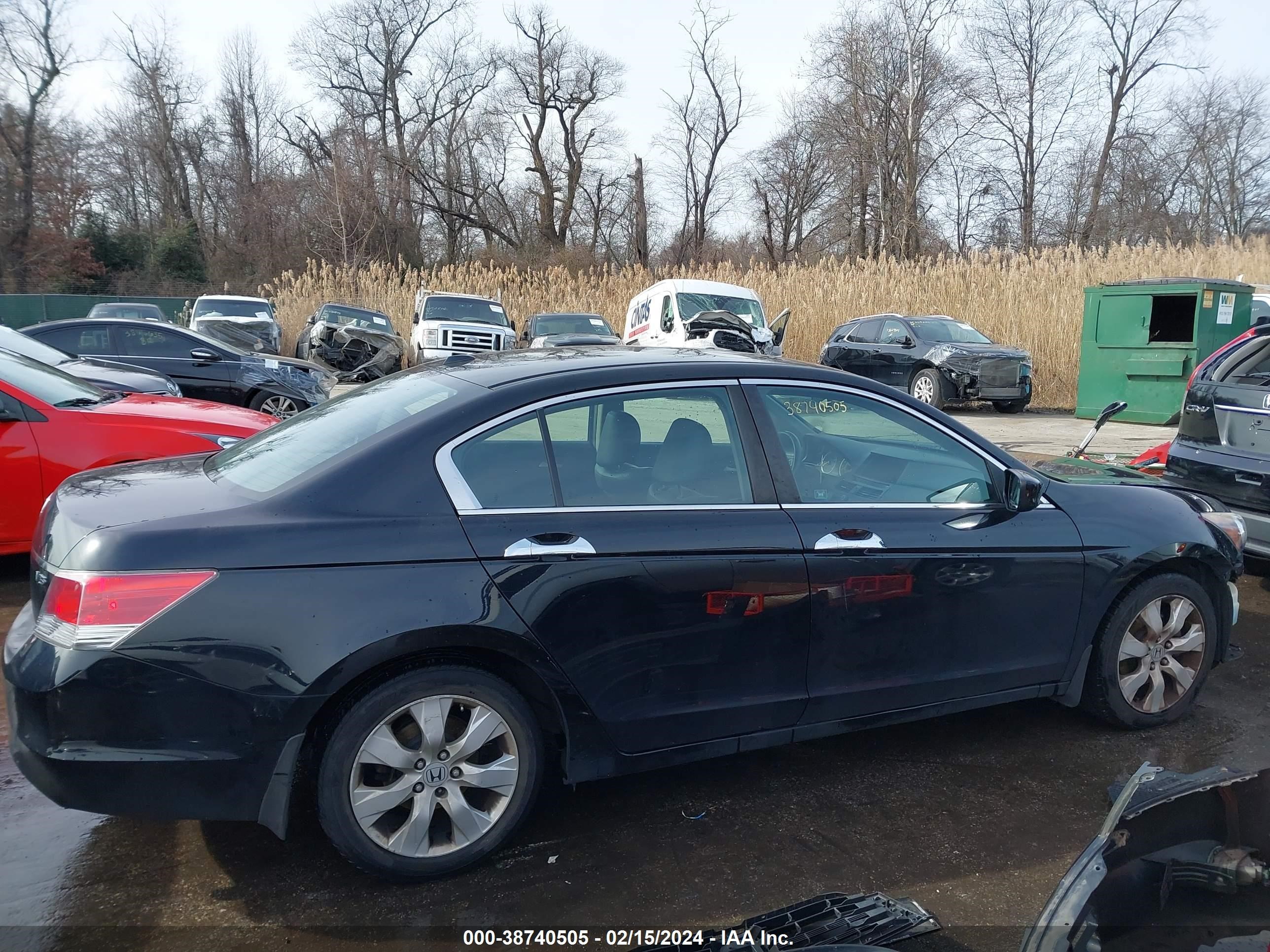 Photo 13 VIN: 1HGCP36858A079261 - HONDA ACCORD 