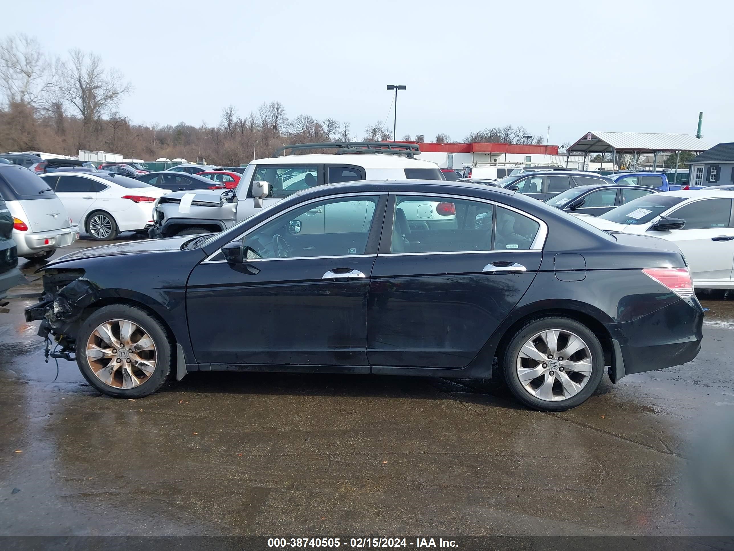 Photo 14 VIN: 1HGCP36858A079261 - HONDA ACCORD 