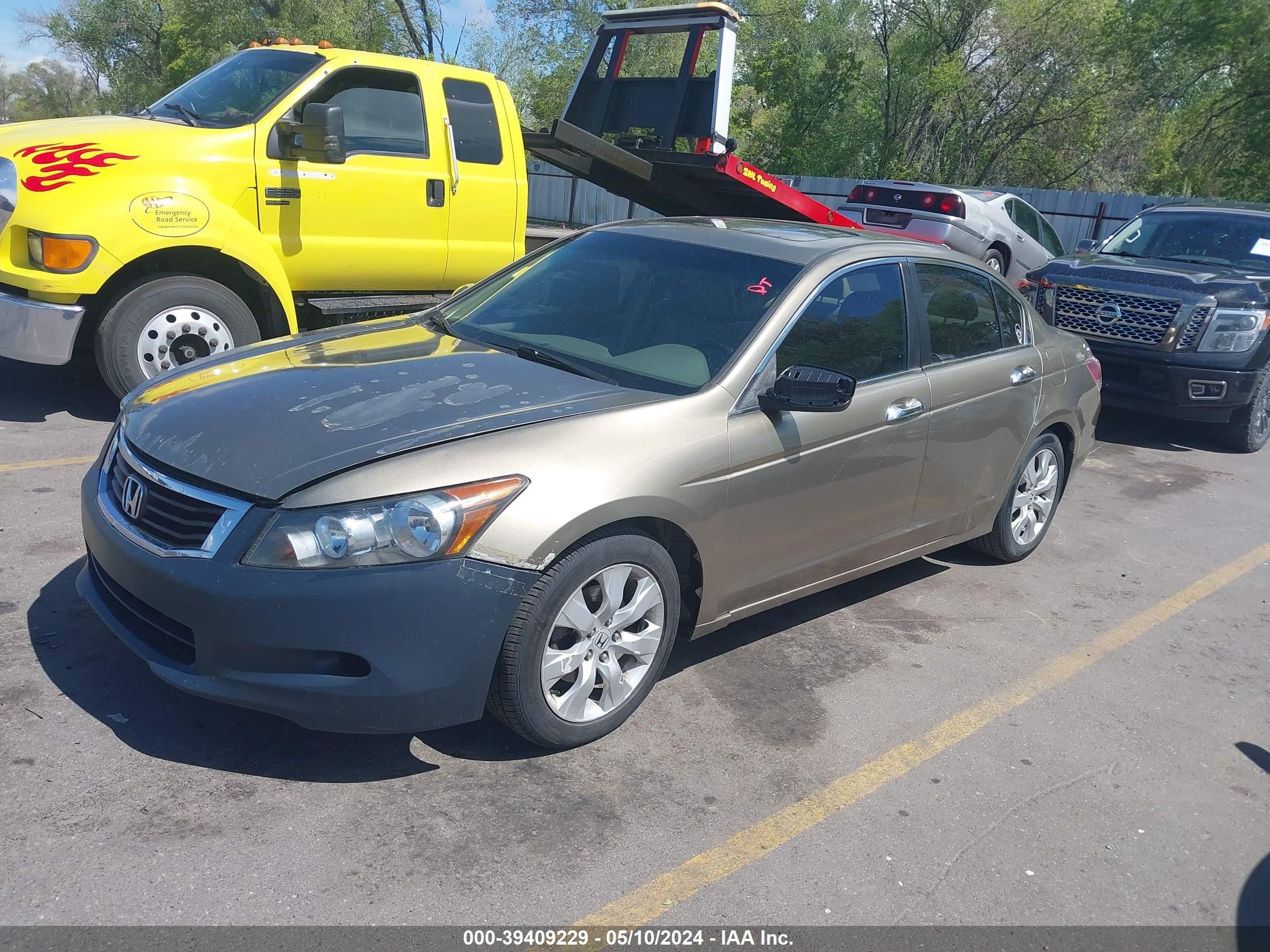 Photo 1 VIN: 1HGCP36859A018672 - HONDA ACCORD 