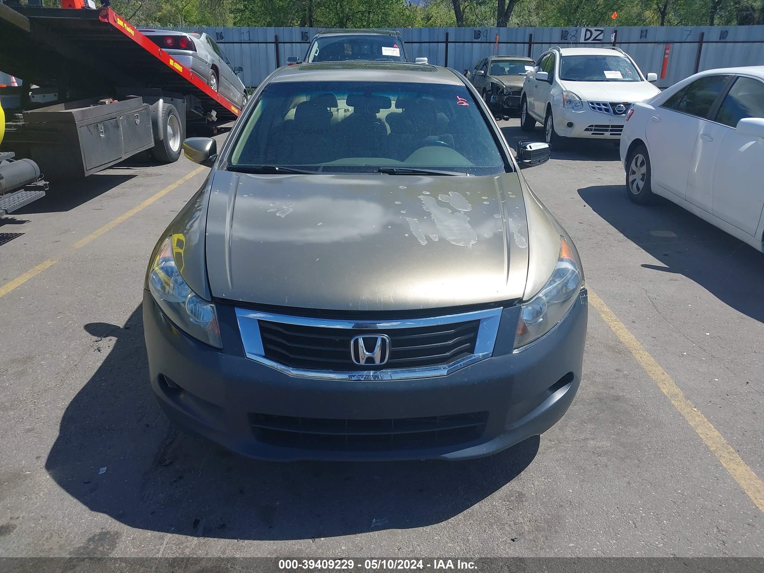 Photo 5 VIN: 1HGCP36859A018672 - HONDA ACCORD 