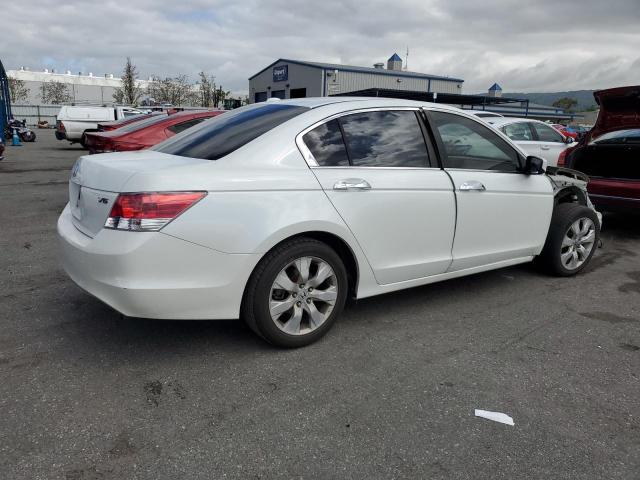 Photo 2 VIN: 1HGCP36868A030666 - HONDA ACCORD 