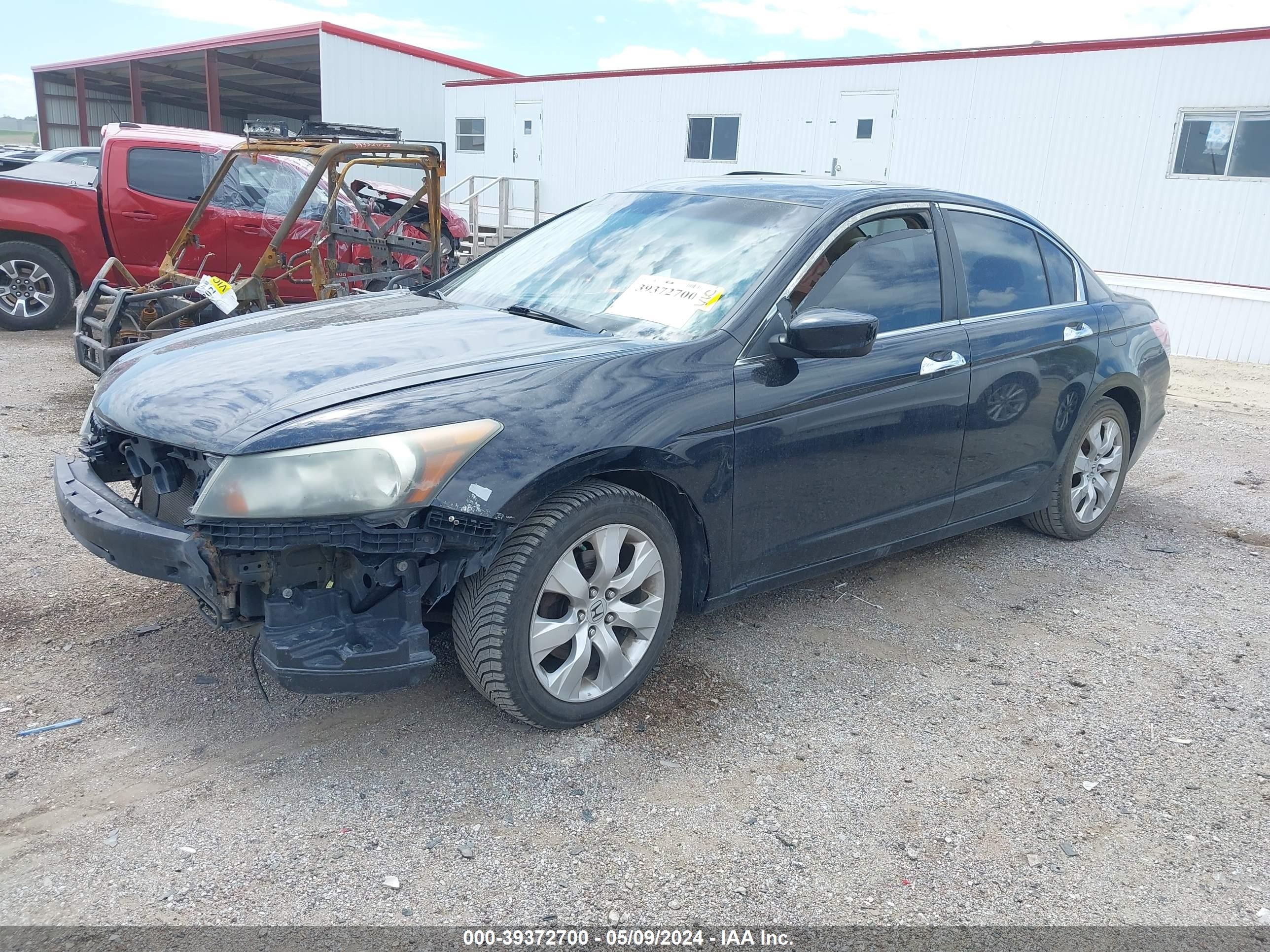 Photo 1 VIN: 1HGCP36868A060282 - HONDA ACCORD 