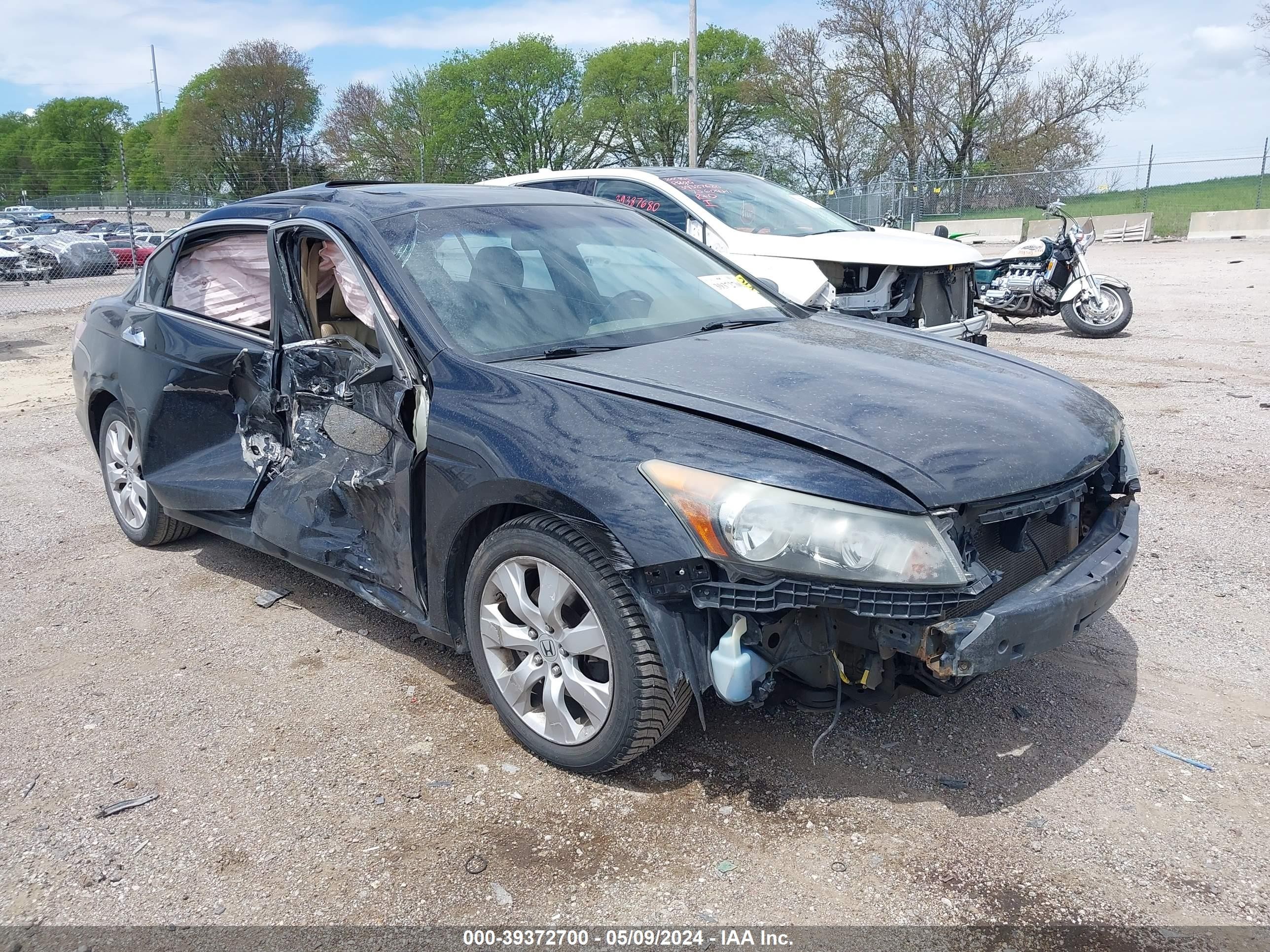 Photo 5 VIN: 1HGCP36868A060282 - HONDA ACCORD 